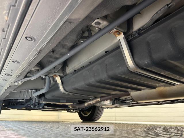 Toyota ALPHARD HYBRID 2018-09 8652996-19