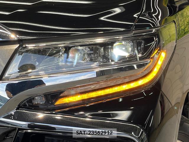 Toyota ALPHARD HYBRID 2018-09 8652996-8