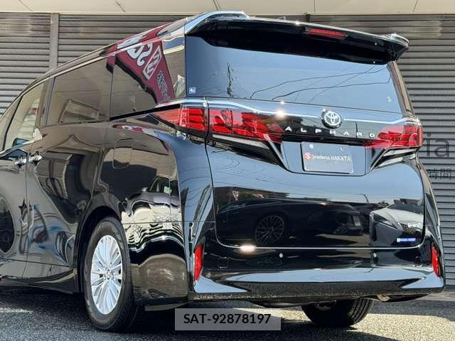 Toyota ALPHARD HYBRID 2026-08 8653104-8
