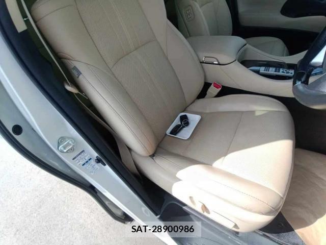 Toyota ALPHARD HYBRID 2019-08 8653173-10