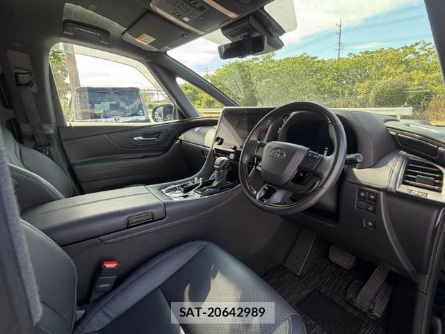 Toyota ALPHARD HYBRID 2023-09 8653827-10