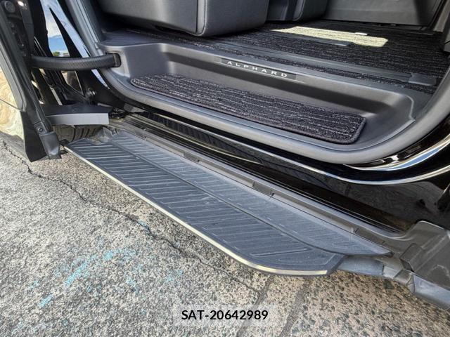 Toyota ALPHARD HYBRID 2023-09 8653827-19