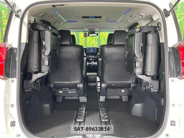 Toyota ALPHARD 2018-11 8646825-11