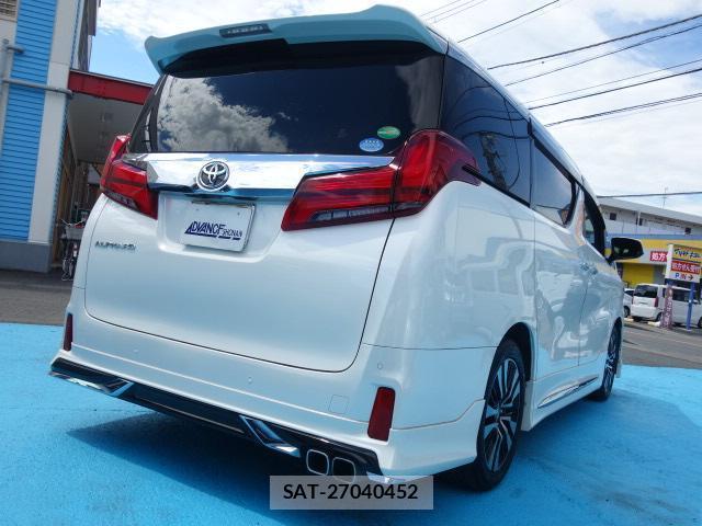 Toyota ALPHARD 2018-03 8647098-19