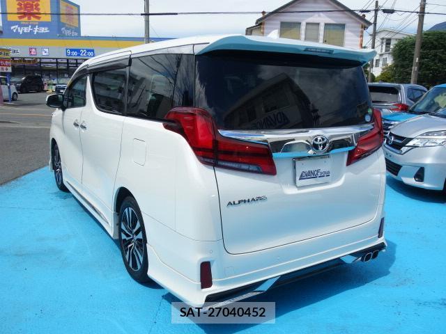 Toyota ALPHARD 2018-03 8647098-2
