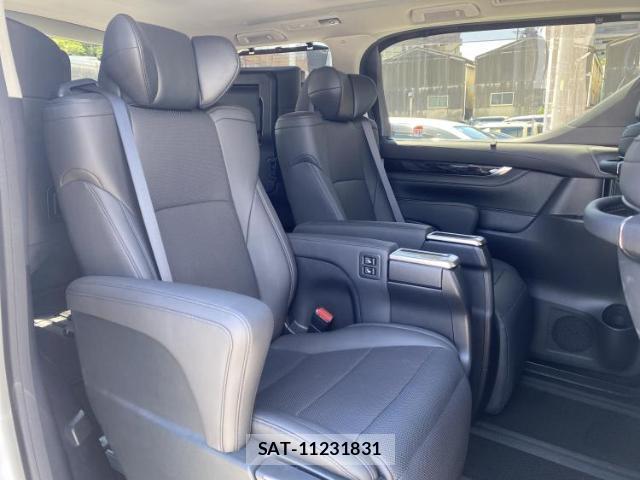 Toyota ALPHARD 2022-05 8647128-4