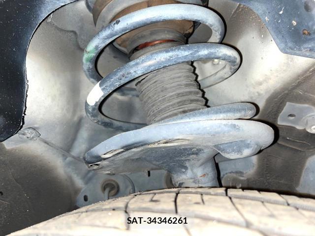 Toyota ALPHARD 2013-02 8647302-19