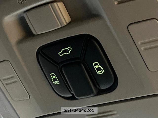 Toyota ALPHARD 2013-02 8647302-5