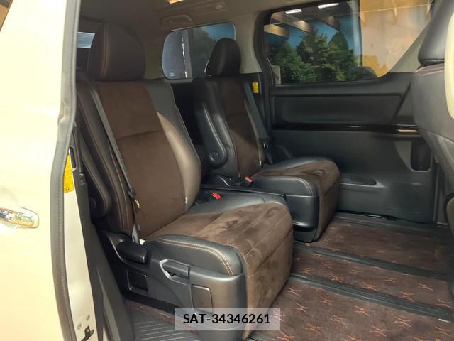 Toyota ALPHARD 2013-02 8647302-9