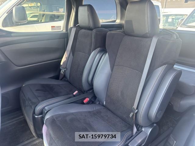 Toyota ALPHARD 2021-01 8647609-4