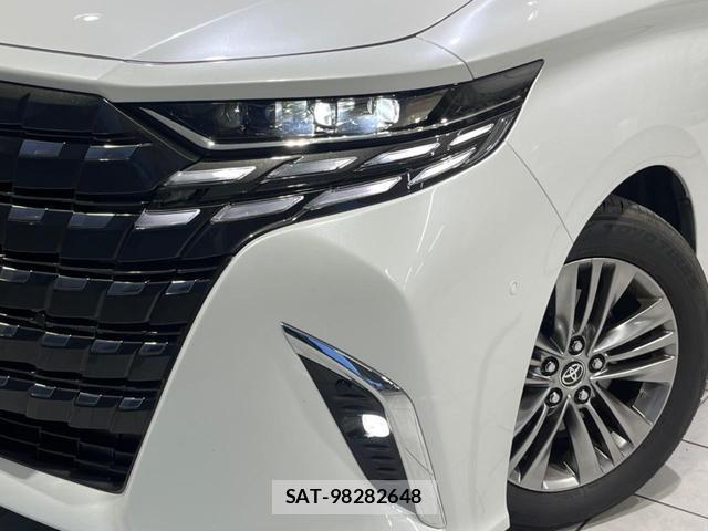 Toyota ALPHARD 2024-03 8647674-12