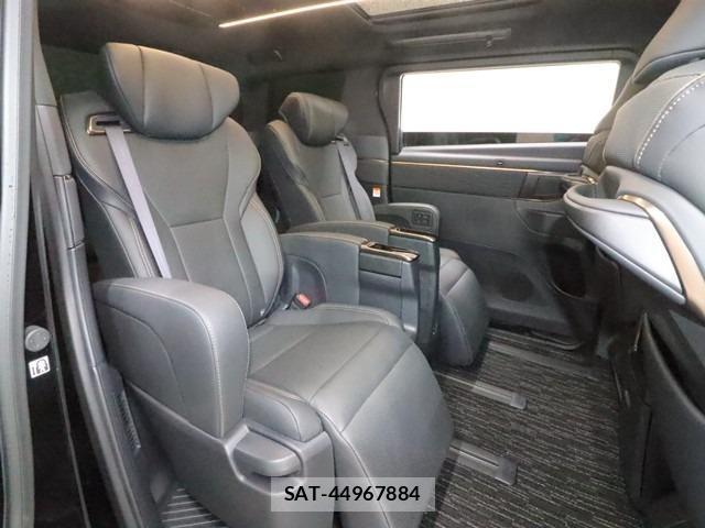 Toyota ALPHARD 2025-07 8647731-7