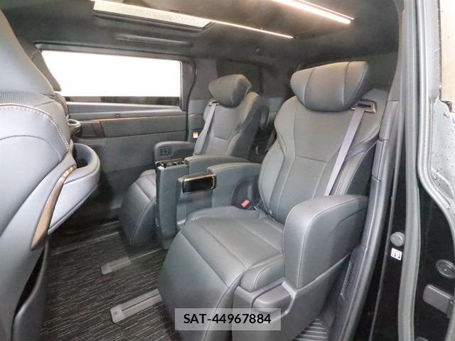 Toyota ALPHARD 2025-07 8647731-9