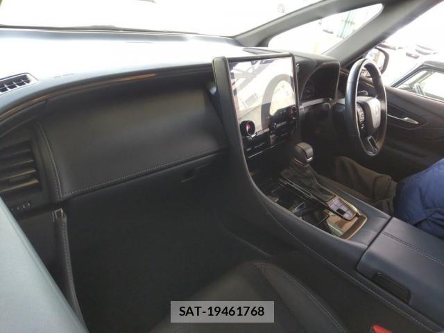 Toyota ALPHARD 2024-02 8648074-2