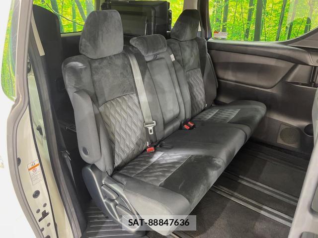 Toyota ALPHARD 2018-10 8648194-8