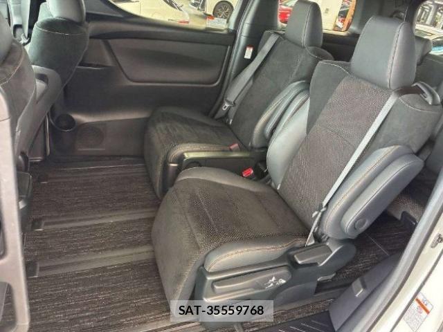 Toyota ALPHARD 2021-07 8648234-8