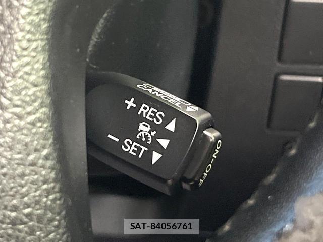 Toyota ALPHARD 2015-10 8648306-6