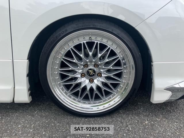 Toyota ALPHARD 2018-05 8648386-16