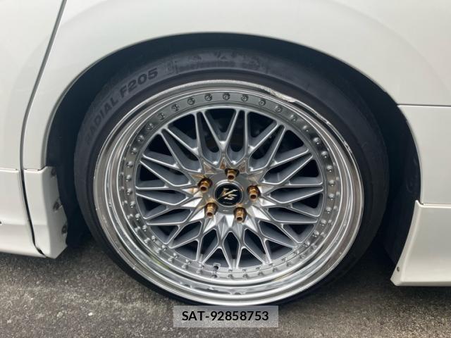 Toyota ALPHARD 2018-05 8648386-4
