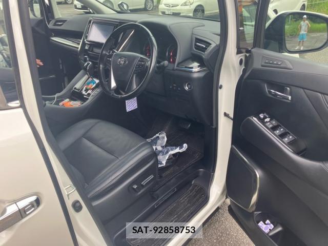 Toyota ALPHARD 2018-05 8648386-8
