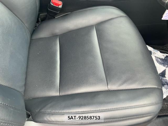 Toyota ALPHARD 2018-05 8648386-9