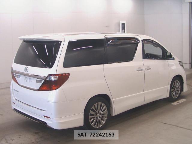 Toyota ALPHARD 2013-03 8649413-4