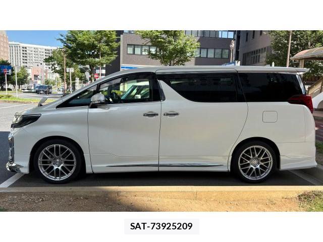 Toyota ALPHARD 2018 8649622-2