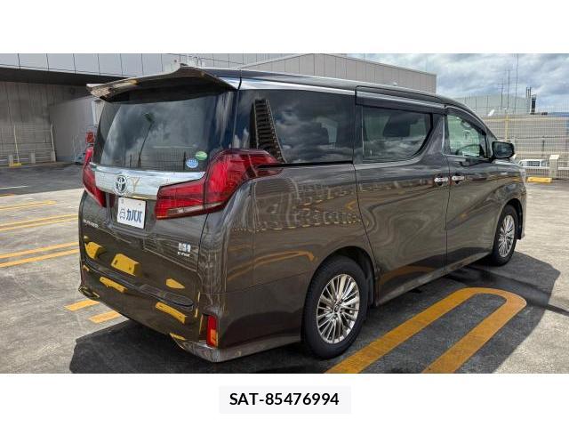 Toyota ALPHARD 2018 8649677-1