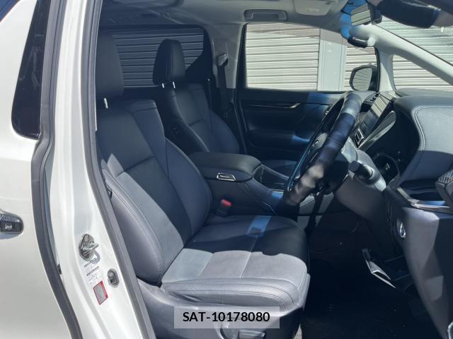 Toyota ALPHARD 2022-09 8650132-11