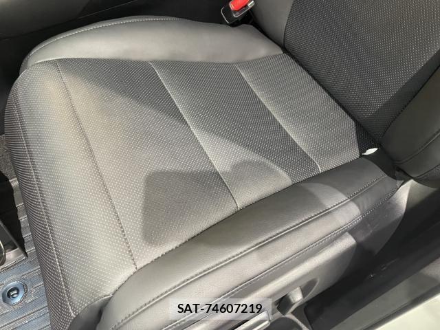 Toyota ALPHARD 2019-11 8651010-15