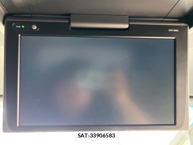 Toyota ALPHARD 2017-12 8651101-4