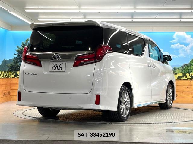 Toyota ALPHARD 2020-06 8651117-16
