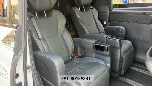 Toyota ALPHARD 2024-03 8651285-6