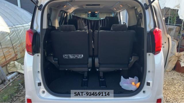 Toyota ALPHARD 2021-09 8651314-17