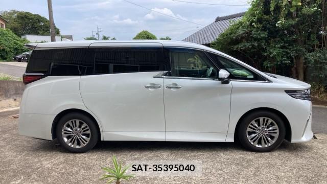Toyota ALPHARD 2024-10 8651351-10