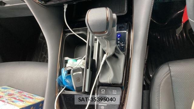 Toyota ALPHARD 2024-10 8651351-14