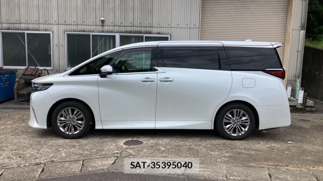 Toyota ALPHARD 2024-10 8651351-3