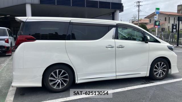 Toyota ALPHARD 2016-10 8651364-10