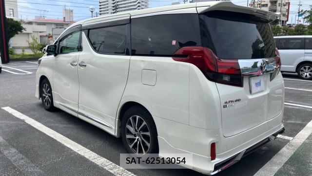 Toyota ALPHARD 2016-10 8651364-12