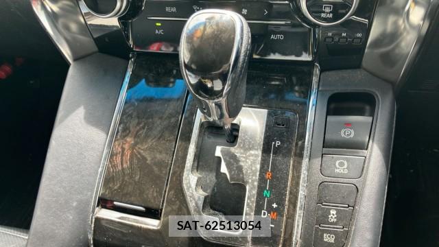 Toyota ALPHARD 2016-10 8651364-14