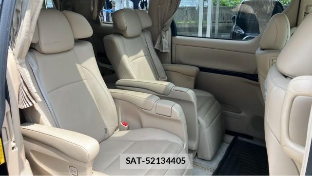Toyota ALPHARD 2013-12 8651413-6