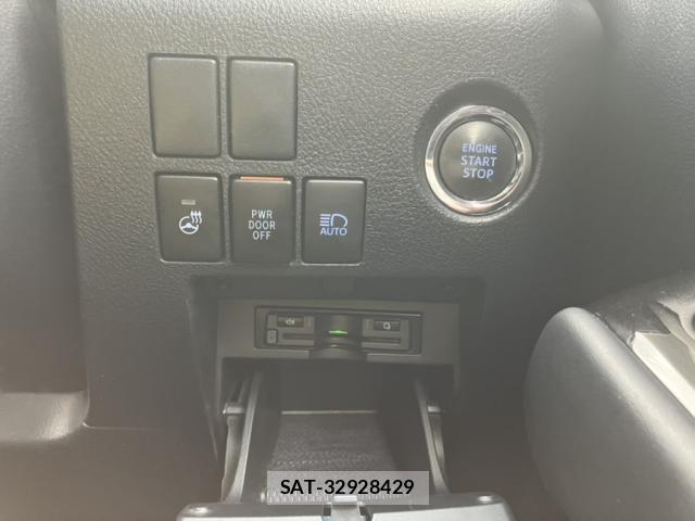 Toyota ALPHARD 2019-10 8651548-10