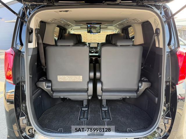 Toyota ALPHARD 2020-05 8651680-16