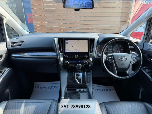 Toyota ALPHARD 2020-05 8651680-18