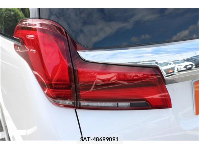 Toyota ALPHARD 2021-06 8651901-18