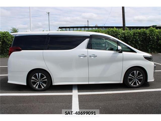 Toyota ALPHARD 2021-06 8651901-8