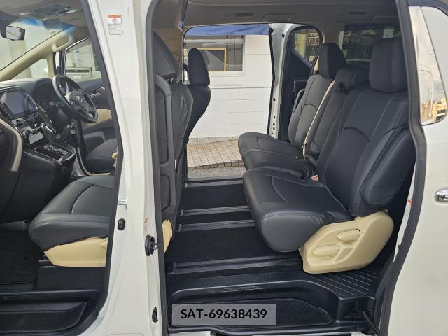 Toyota ALPHARD 2022 8652054-7