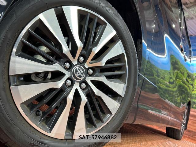 Toyota ALPHARD 2023-04 8652173-13