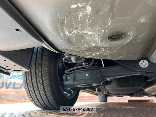Toyota ALPHARD 2023-04 8652173-18