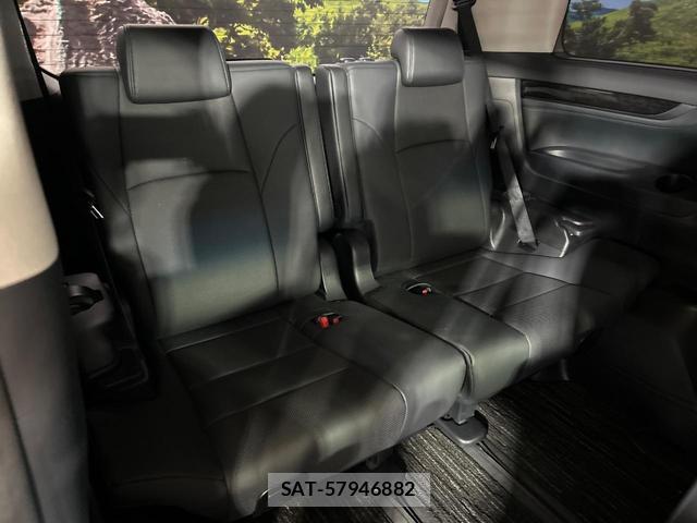 Toyota ALPHARD 2023-04 8652173-9
